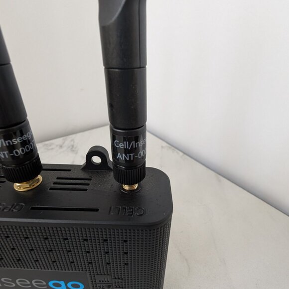 inseego SKYUS 160 SK160-VZ Gateway/Mobile Router with Power Source - Picture 5 of 15